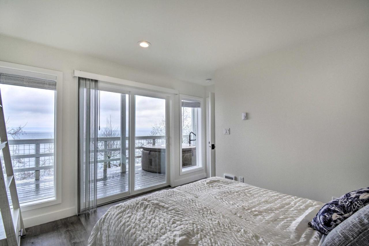 Waterfront Kingston Getaway On Puget Sound! Villa Екстериор снимка